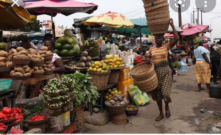 IMO STATE: Owerri Residents Celebrate Christmas Amid Exorbitant Prices of Commodities